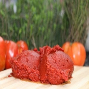 Domates Salçası 1000 Gr.