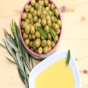 Halhalı Kırma Zeytin Orta Boy