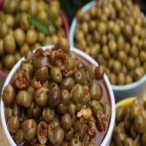 Halhalı Çekirdeksiz Zeytinyağlı Soslu Zeytin