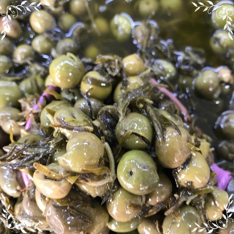 Halhalı Çekirdeksiz Zeytinyağlı Soslu Zeytin