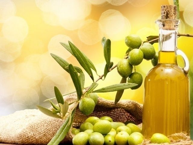 Naturel Birinci Zeytinyağı 2 Litre Pet Şişe