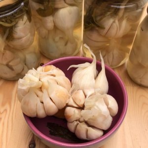 Sarımsak Turşusu 1000 Gr.