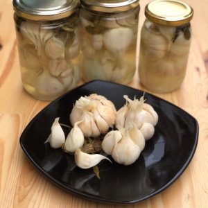 Sarımsak Turşusu 1000 Gr.